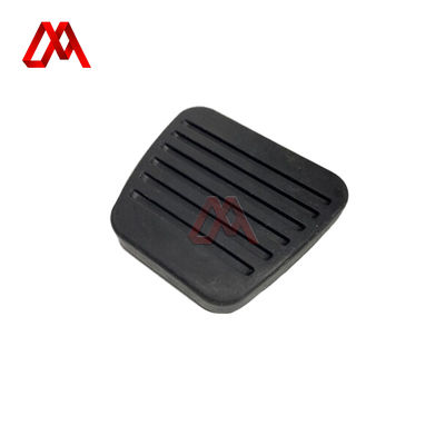 Clutch Pedal Rubber Pad for Isuzu Truck 100P 8-97853413-0 8978534130